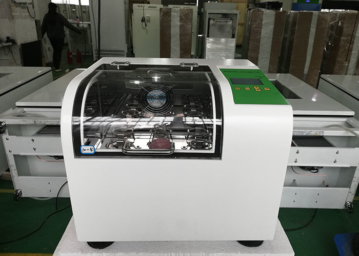 セリウム20-300rpmの卓上の軌道シェーカーの定温器の実験室装置馬小屋の性能